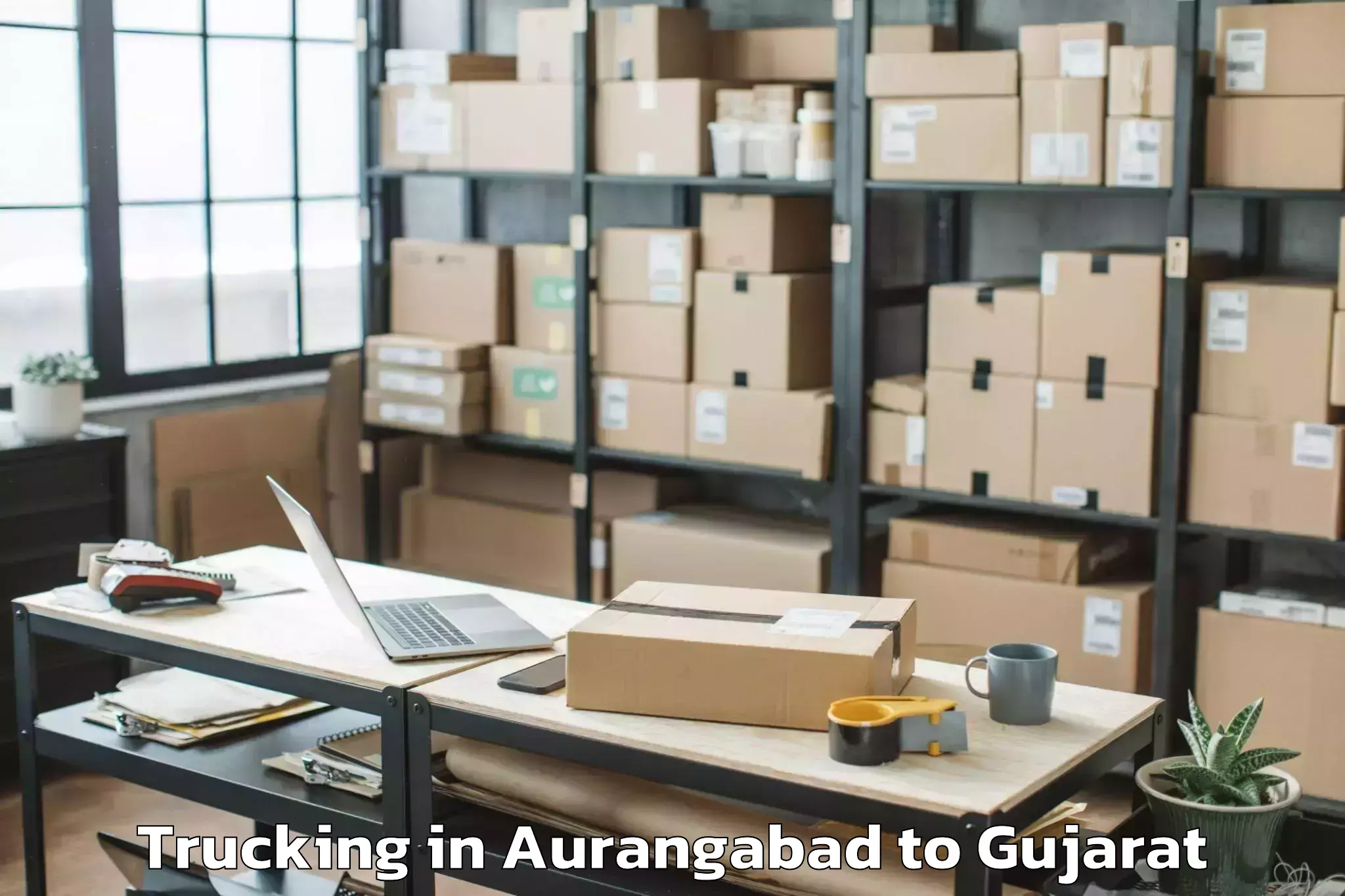 Professional Aurangabad to Unjha Trucking